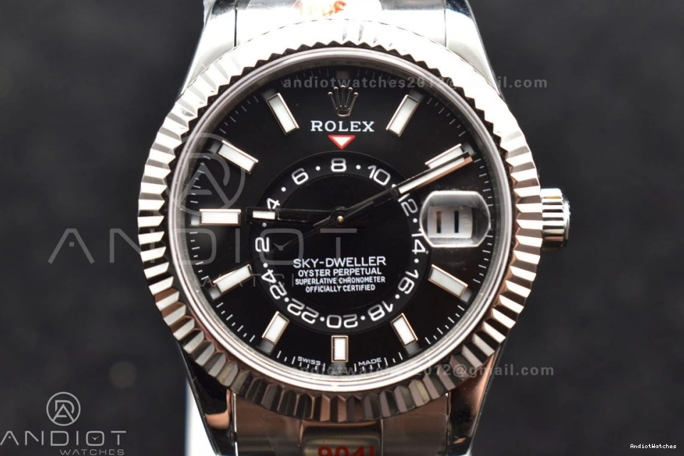 SS Skydweller Best Edition A23J Bracelet 1112 TWF Black on Snug Dial SS 0817